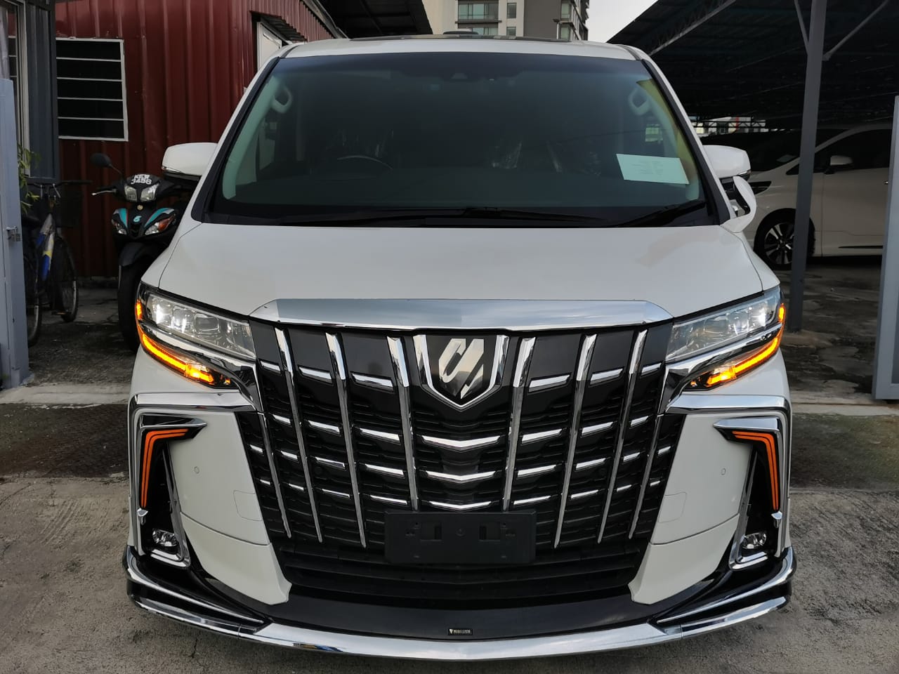 RECON 2019 Toyota ALPHARD 2.5 SC Modellista Sunroof